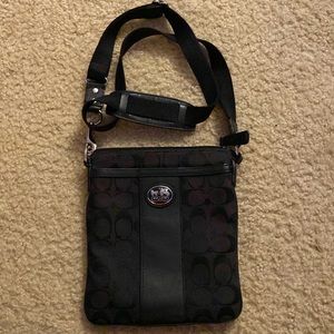 Coach Purse crossbody adjustable strap